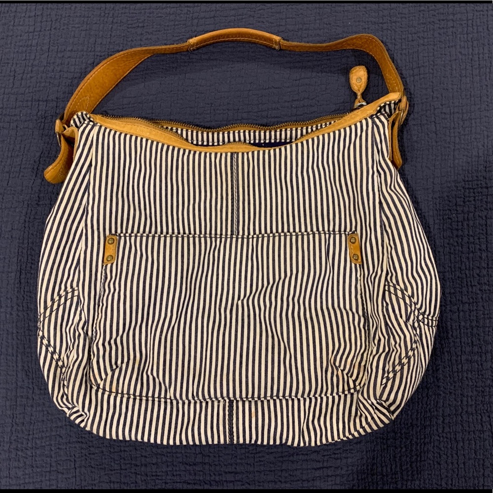 Gap shoulder bag